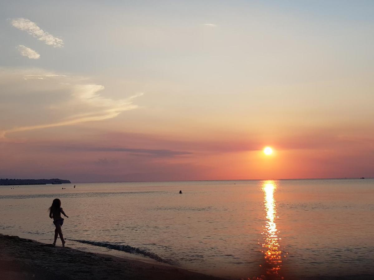 Perea Beach And Sea View Apartment Peraia  Luaran gambar