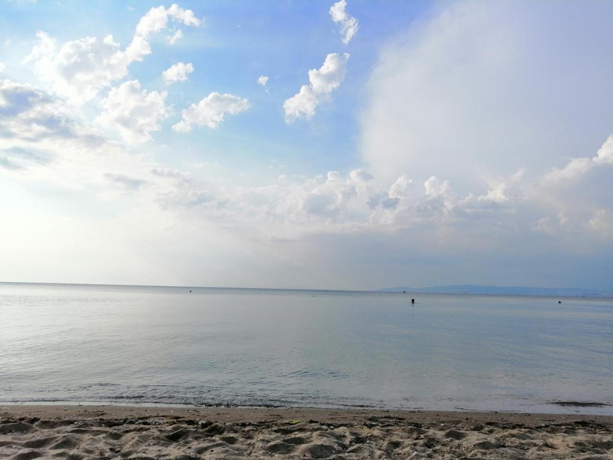 Perea Beach And Sea View Apartment Peraia  Luaran gambar